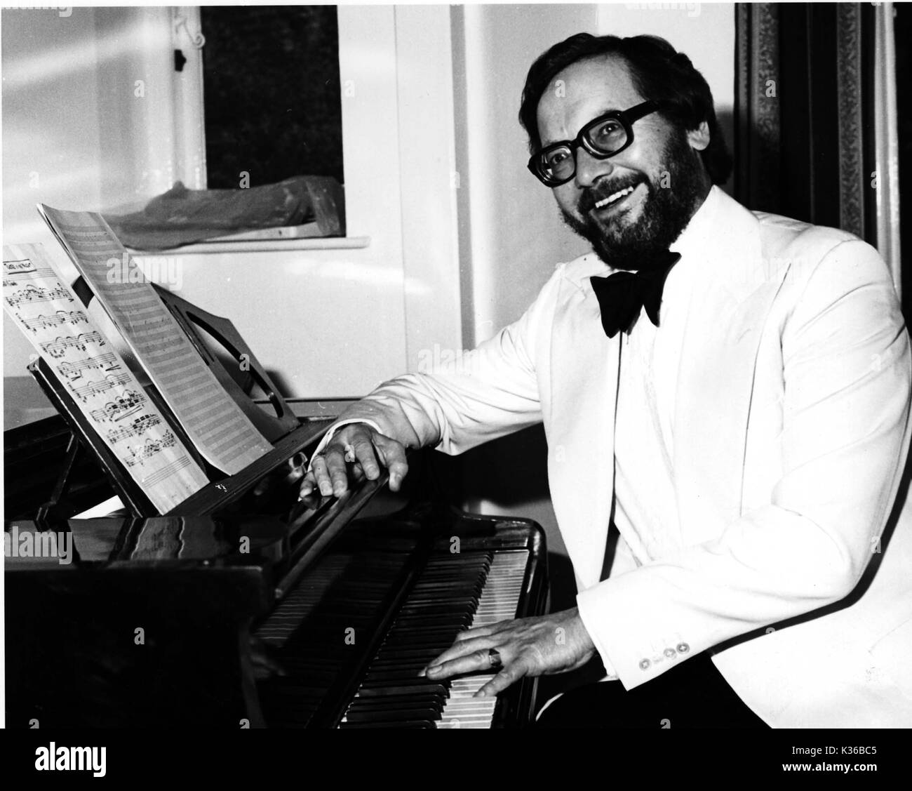 Ron goodwin Black and White Stock Photos & Images Alamy