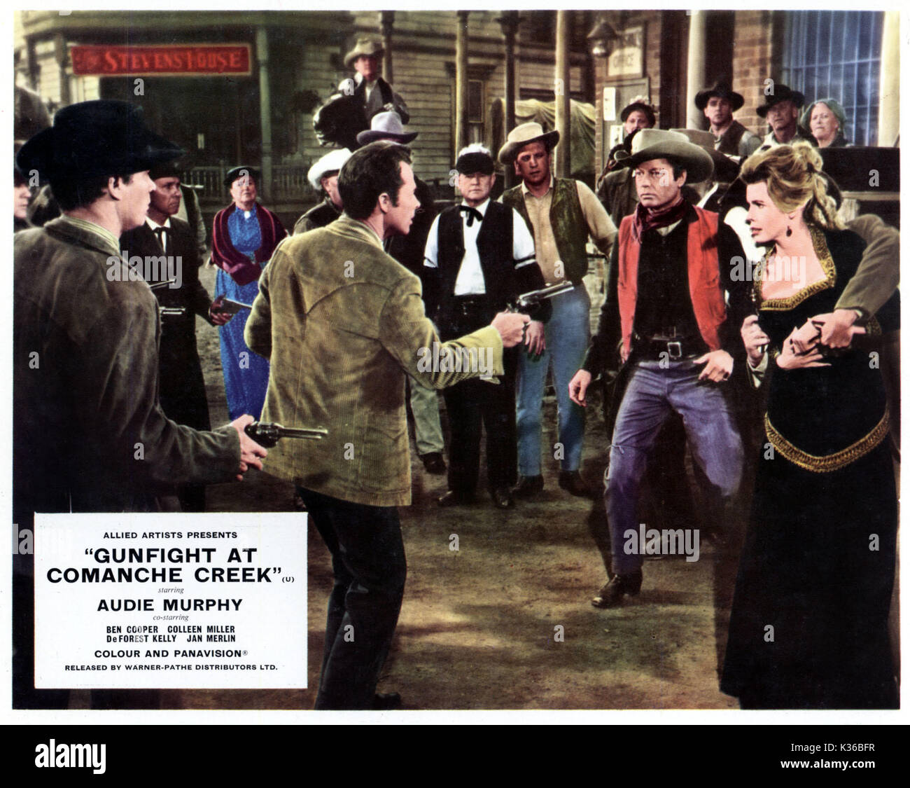 Gunfight at comanche creek hi-res stock photography and images - Alamy