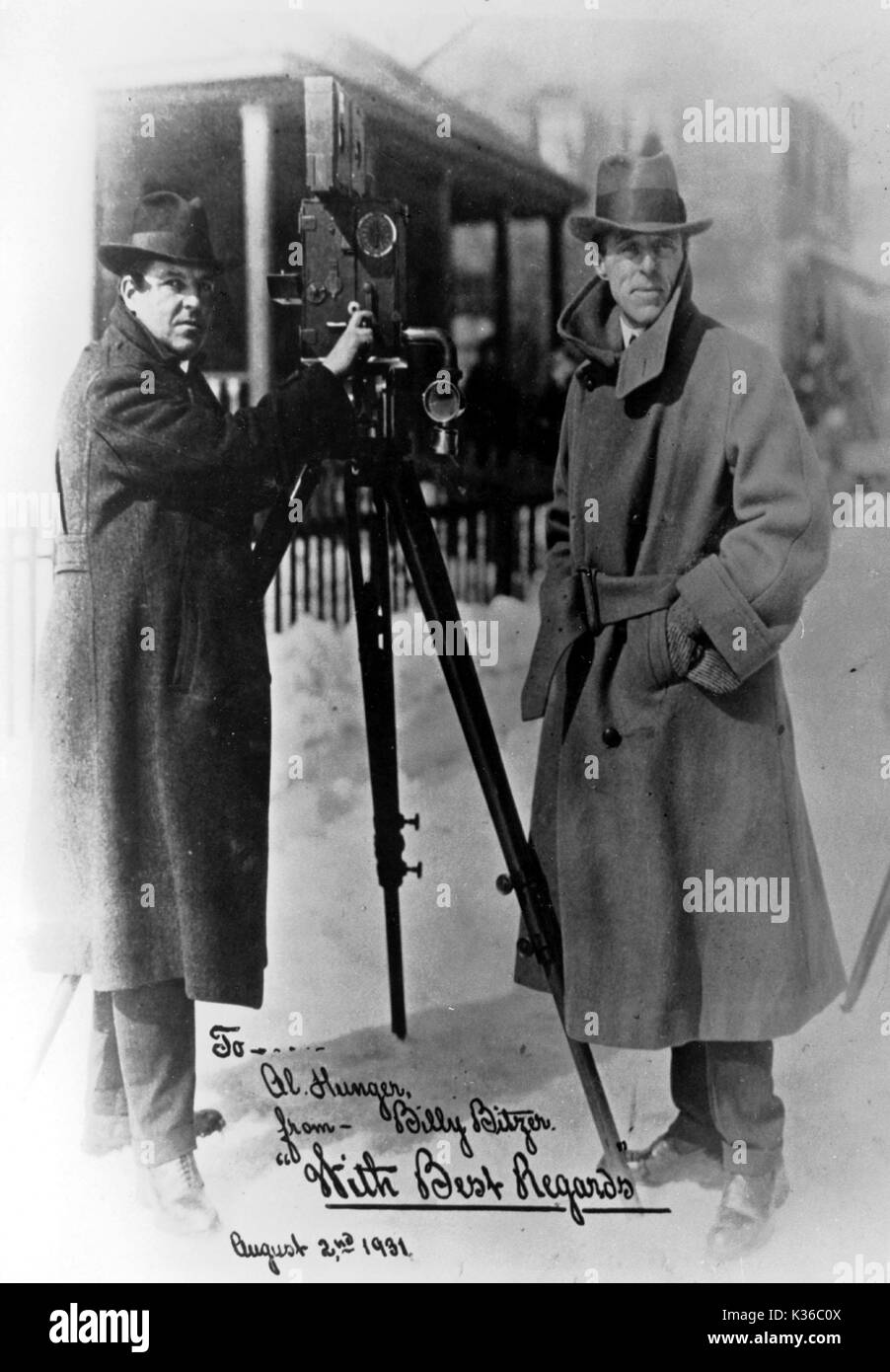 BILLY BITZER, CINEMATOGRAPHER AND D W GRIFFITHS, DIRECTOR Stock Photo