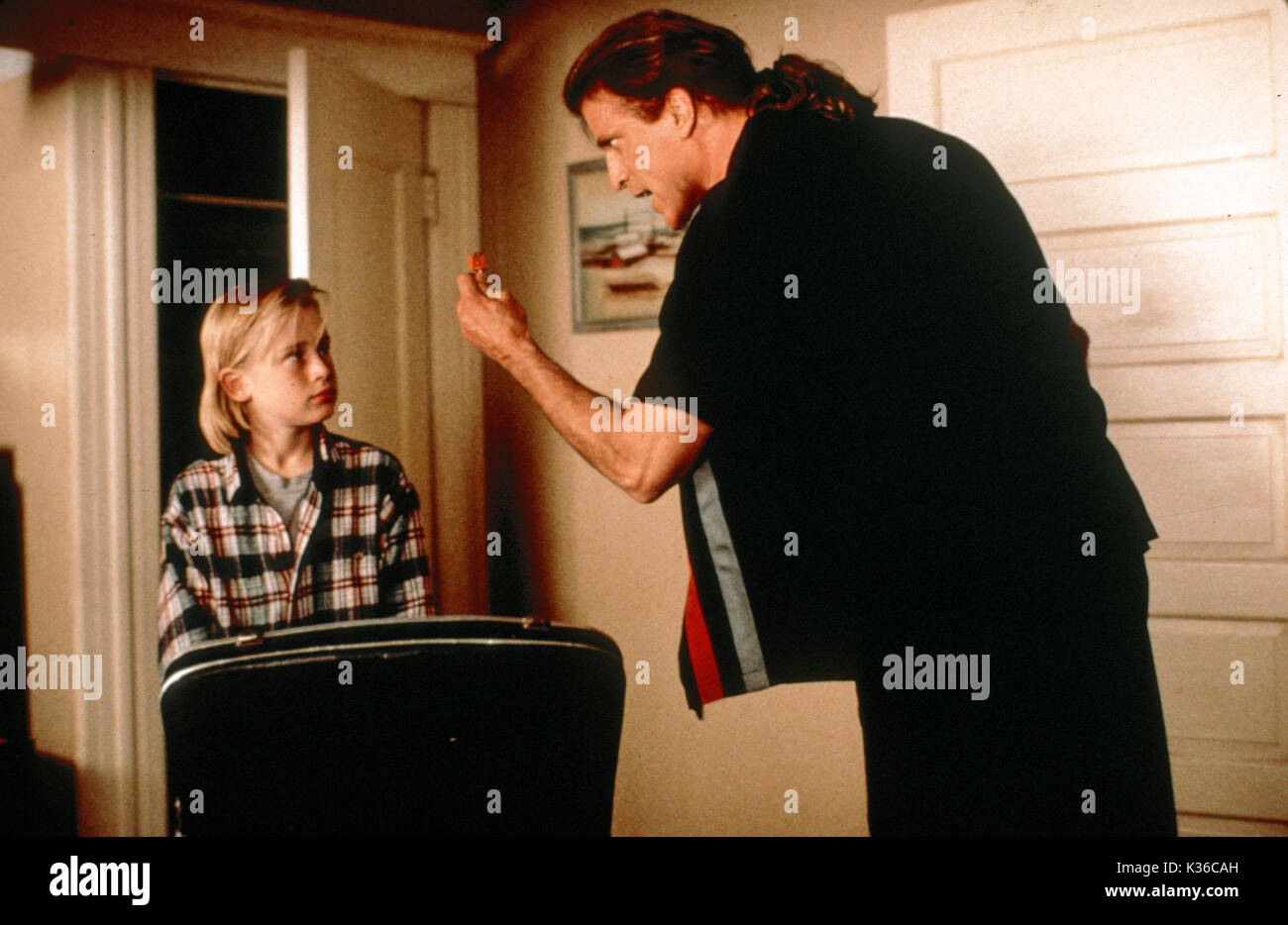 GETTING EVEN WITH DAD MACAULAY CULKIN AND TED DANSON   FILM RELEASE BY METRO-GOLDWYN-MAYER (MGM) GETTING EVEN WITH DAD MACAULAY CULKIN, TED DANSON     Date: 1994 Stock Photo