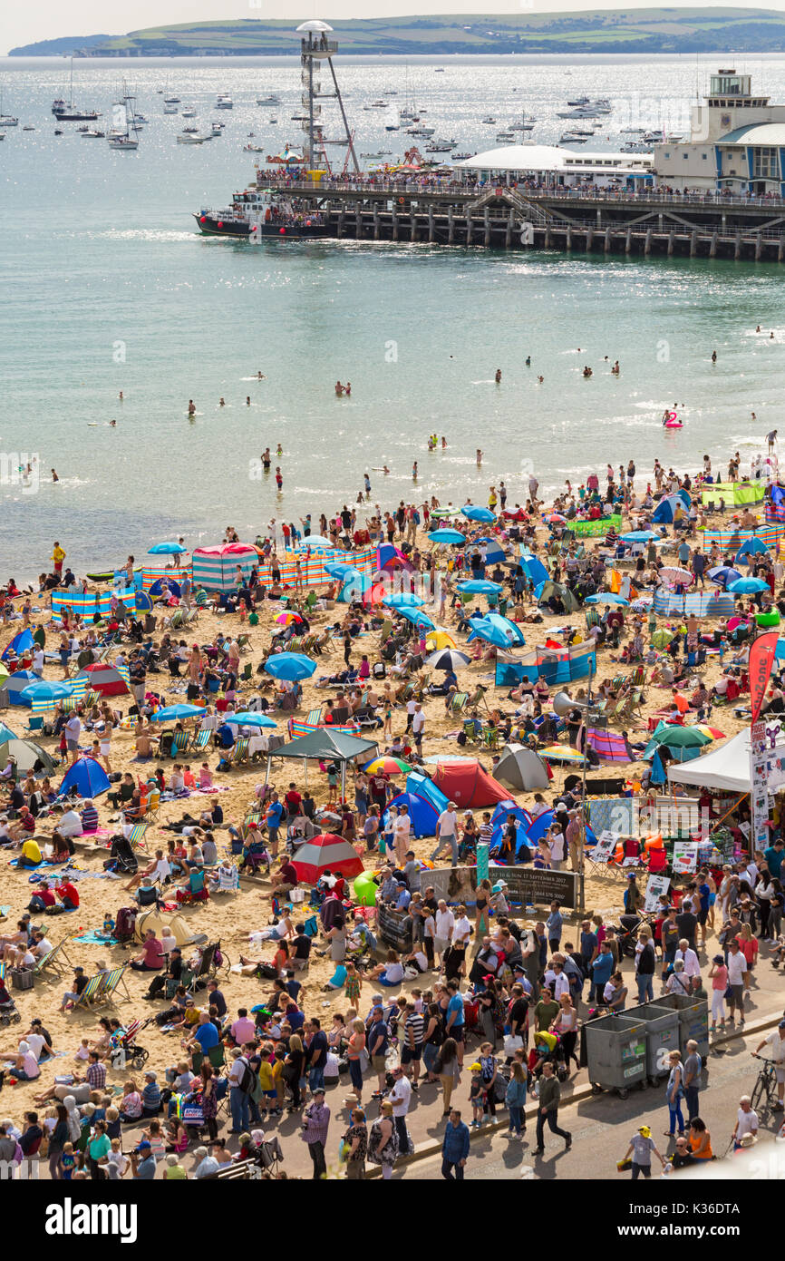 Bournemouth, UK. 1st Sep, 2017. The second day of the tenth anniversary of the Bournemouth Air Festival. Beaches are packed on a warm sunny day on the South Coast. Credit: Carolyn Jenkins/Alamy Live News Stock Photo
