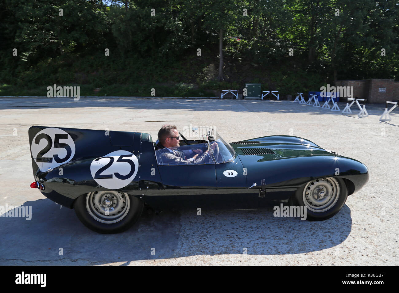 Photo Ancienne 1962 - Jaguar D-Type, équipe Gagnante Des 5 Le Mans Grand Prix