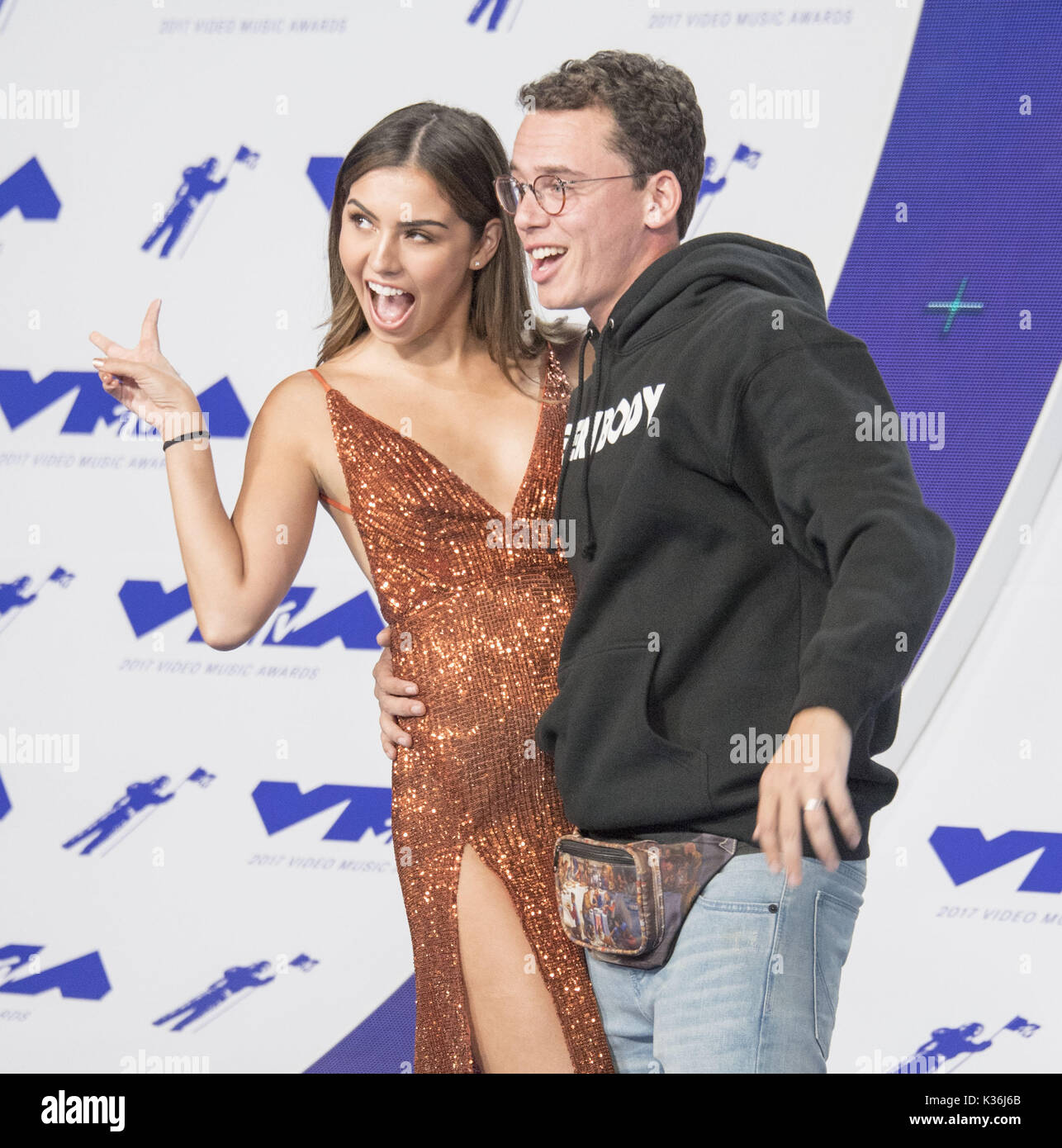 pix Sir Robert Bryson Hall Ii Wife https www alamy com inglewood california usa 27th aug 2017 jessica andrea and logic sir image156883283 html