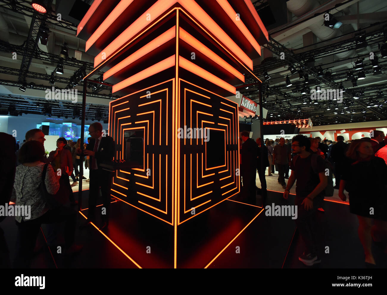 Berlin, Germany. 02nd Sep, 2017. Visitors of the electronics fair IFA in Berlin watch a presentation on household devices (ovens) at the stand of the company Miele, 02 September 2017. Photo: Maurizio Gambarini/dpa/Alamy Live News Stock Photo