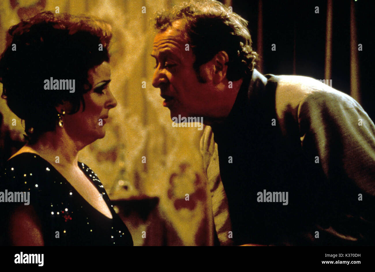 LITTLE VOICE BRENDA BLETHYN AND MICHAEL CAINE   A BUENA VISTA/MIRAMAX FILM LITTLE VOICE BRENDA BLETHYN AND MICHAEL CAINE A BUENA VISTA/MIRAMAX FILM     Date: 1996 Stock Photo