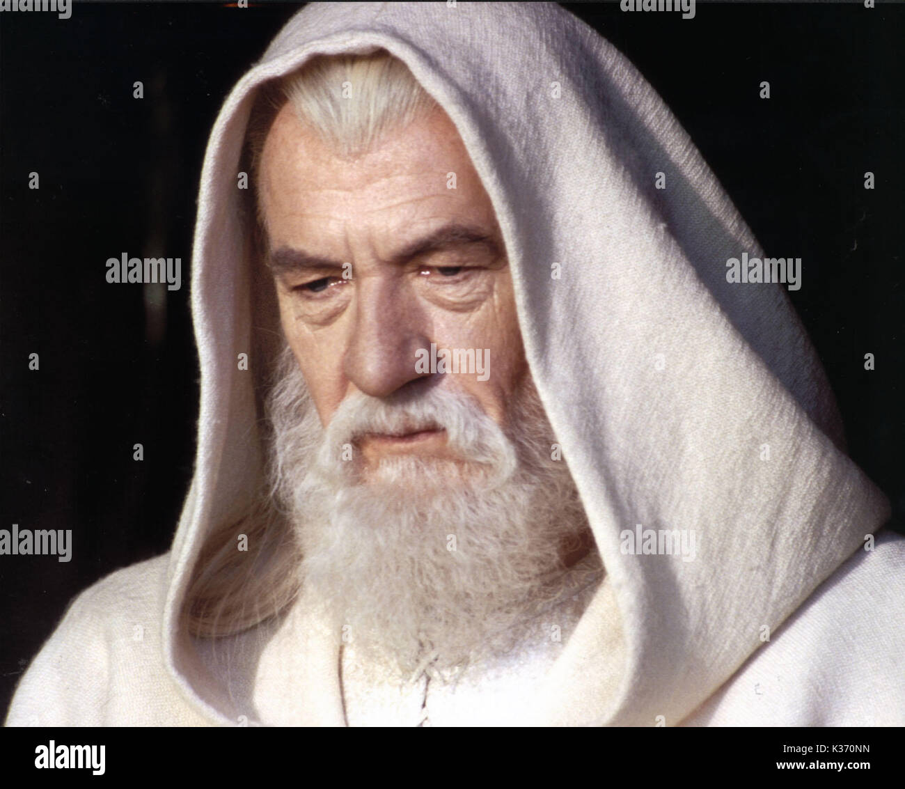 THE LORD OF THE RINGS: THE RETURN OF THE KING IAN McKELLAN AS GANDALF NEW LINE CINEMA     Date: 2003 Stock Photo