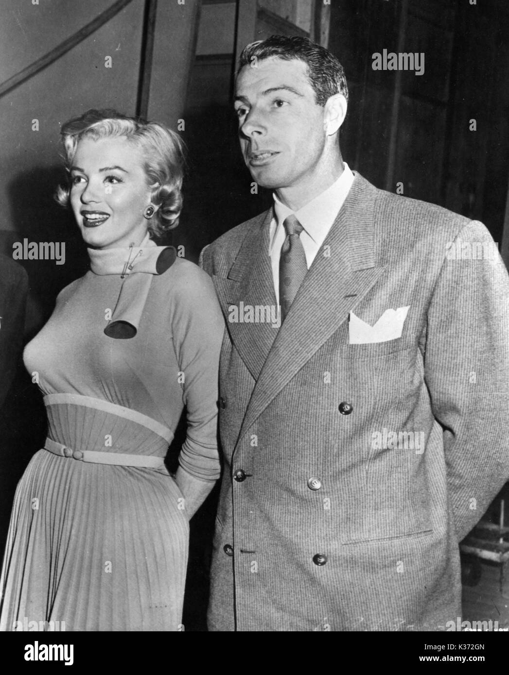 Marilyn Monroe With Her Second Husband Joe Dimaggio 1954 Stock Photo Alamy