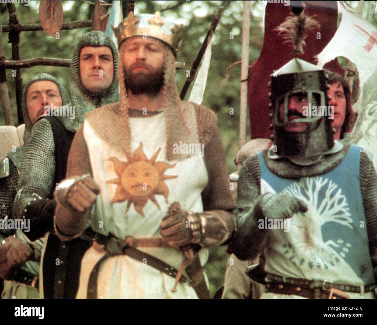 MONTY PYTHON AND THE HOLY GRAIL PYTHON PICTURESD/C20TH FOX L-R: ERIC ...