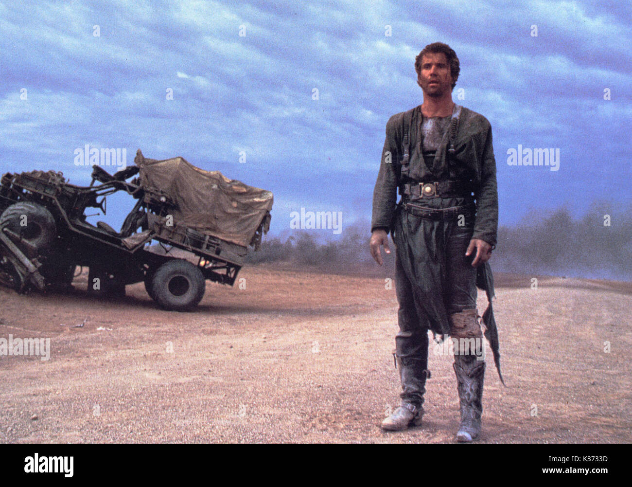 MAD MAX BEYOND THUNDERDOME KENNEDY MILLER PRODUCTIONS MEL GIBSON ...