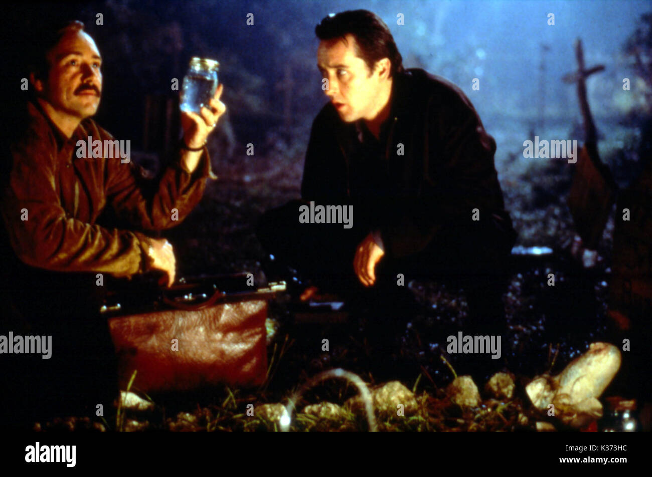 MIDNIGHT IN THE GARDEN OF GOOD AND EVIL KEVIN SPACEY, JOHN CUSACK Date