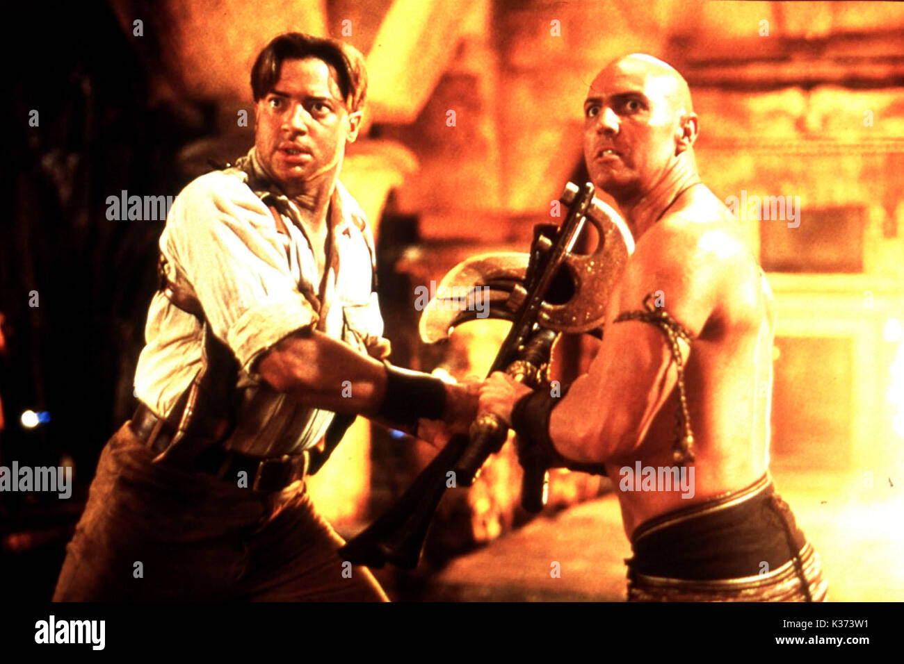 The mummy returns 2001 hi-res stock photography and images - Alamy
