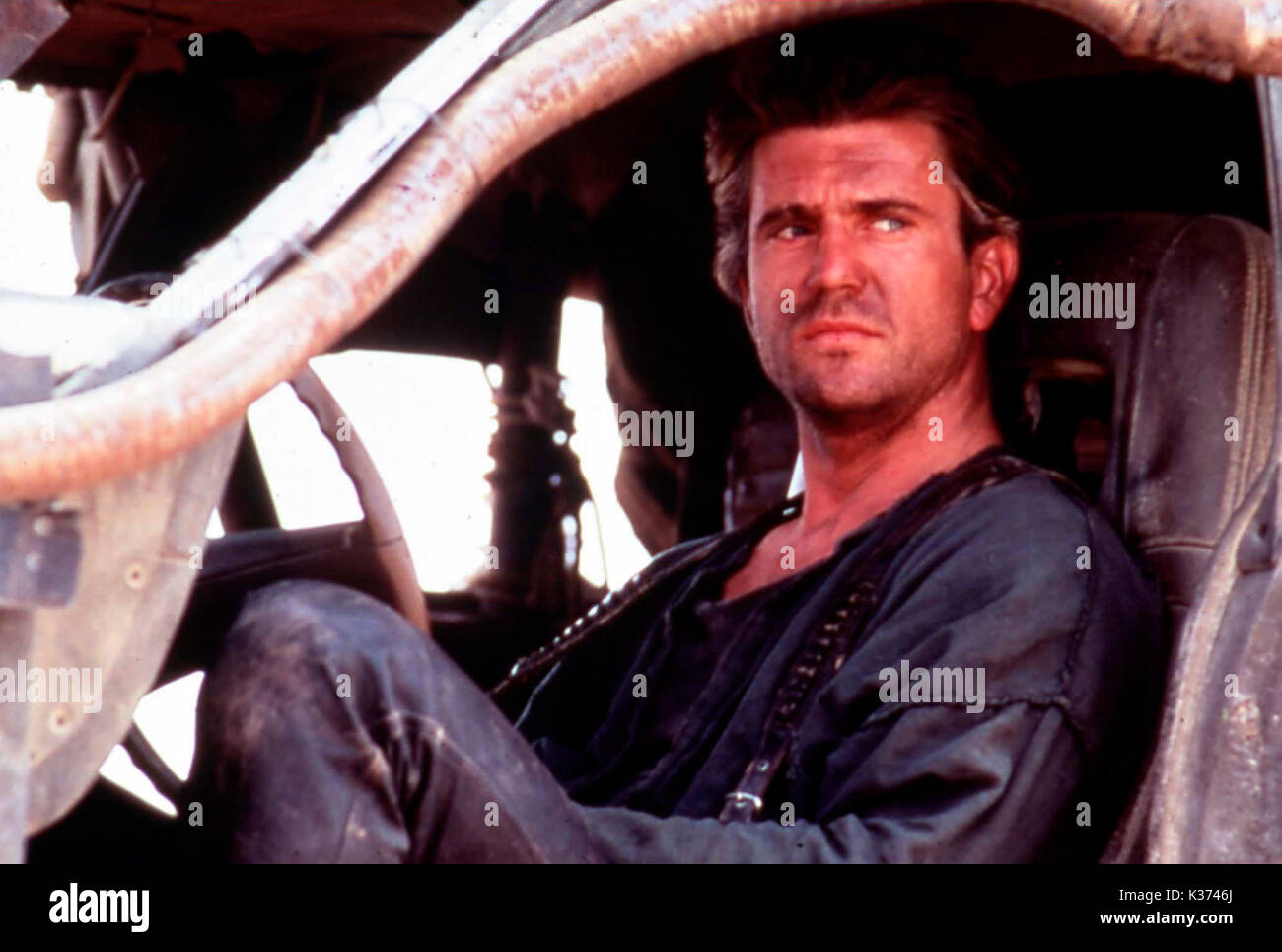 MAD MAX BEYOND THUNDERDOME MEL GIBSON Date 1985 Stock Photo Alamy mad-max-beyond-thunderdome-mel-gibson-date-1985-stock-photo-alamy