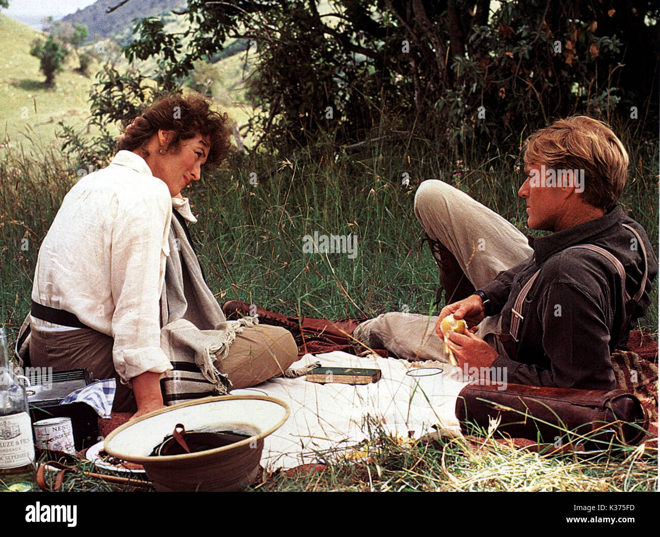 OUT OF AFRICA MERYL STREEP AND ROBERT REDFORD     Date: 1985 Stock Photo