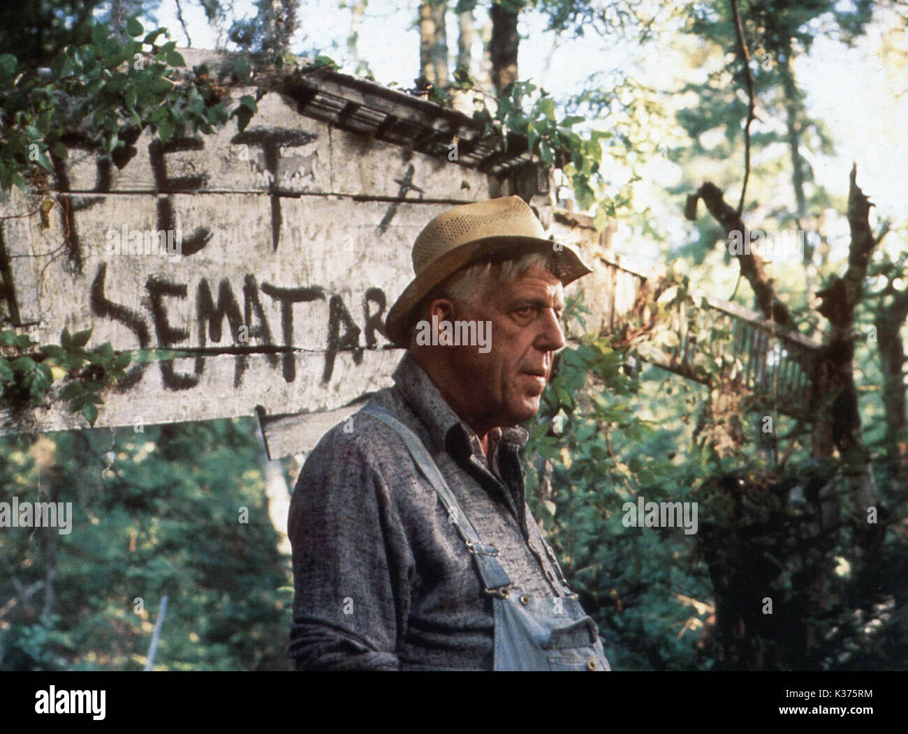 STEPHEN KING'S PET SEMATARY [US 1989] FRED GWYNNE  A PARAMOUNT PICTURE     Date: 1989 Stock Photo