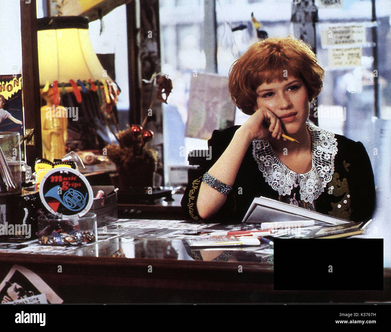 PRETTY IN PINK MOLLY RINGWALD A PARAMOUNT PRODUCTION Date 1986 Stock