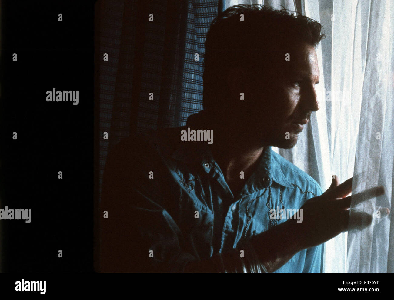 revenge-kevin-costner-date-1990-stock-photo-alamy