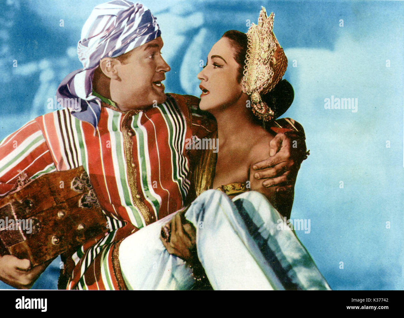 ROAD TO BALI BOB HOPE, DOROTHY LAMOUR     Date: 1952 Stock Photo