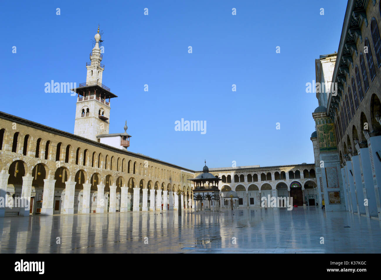 Umayyad mosque Damascus Syria Stock Photo Alamy