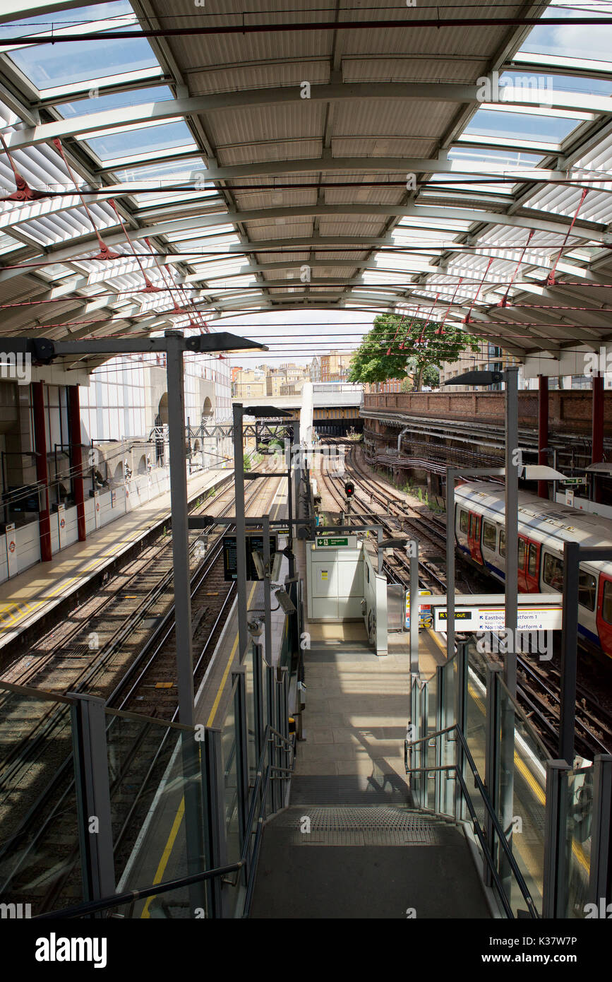Farringdon Underground station in London Stock Photo Alamy