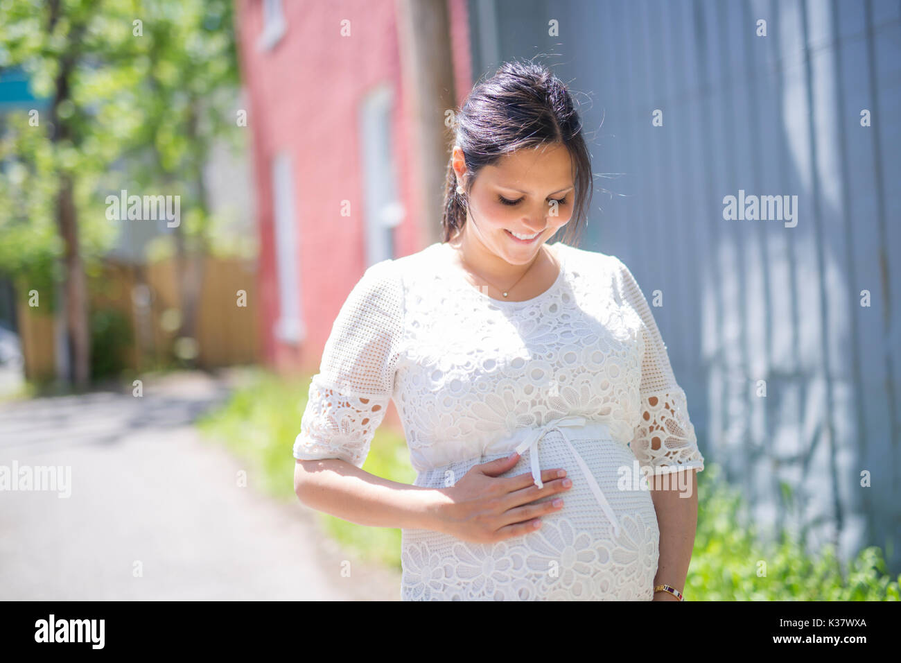 Pregnant woman practicing standing hi-res stock photography and images ...