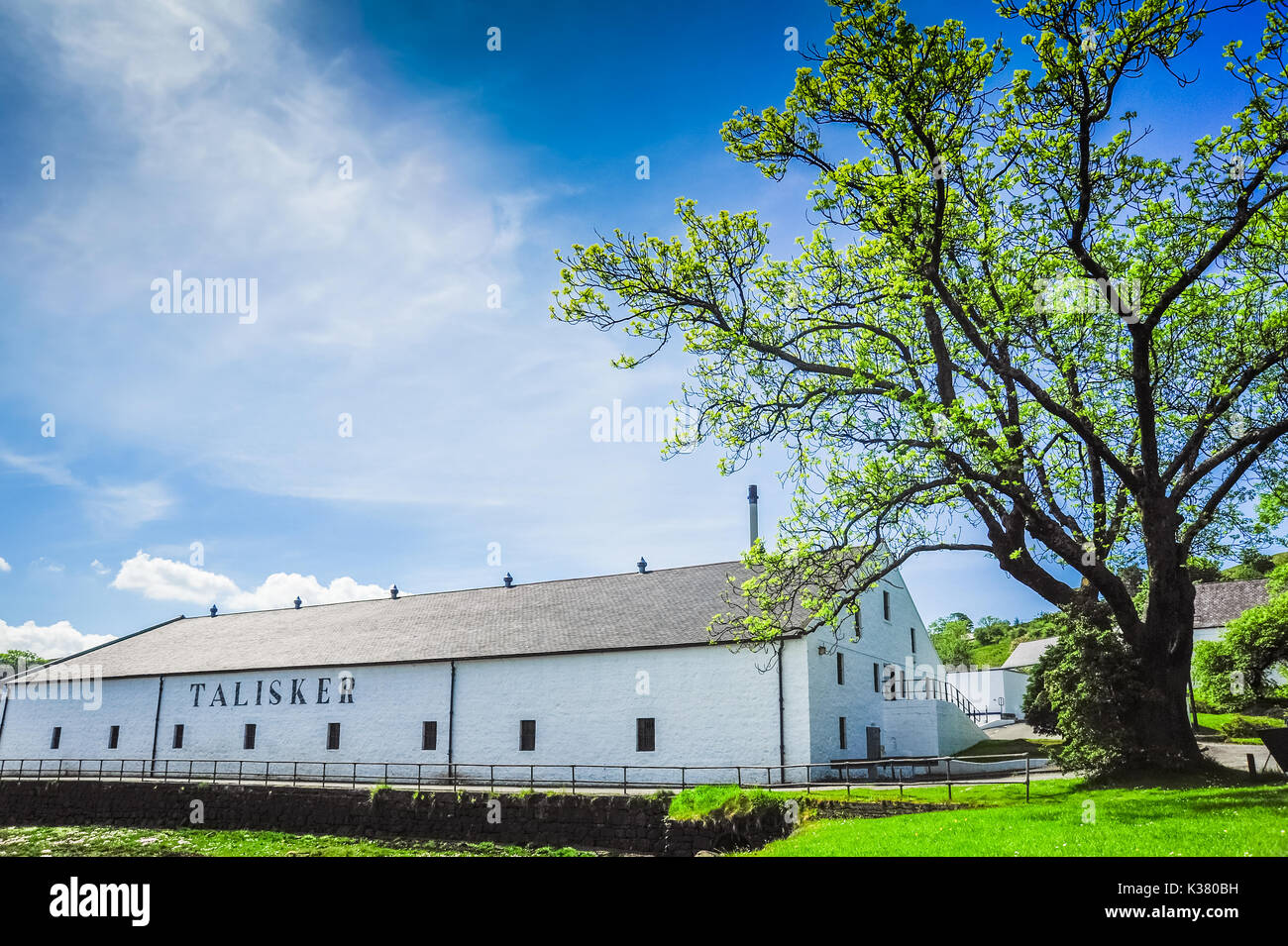 The Talisker Distillery in the village of Carbost, Isle of Skye, Scotland Stock Photo
