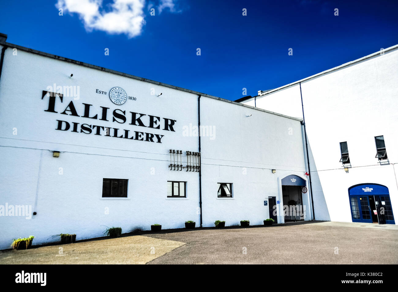 Front entrance of the Talisker Distillery in the village of Carbost, Isle of Skye, Scotland Stock Photo