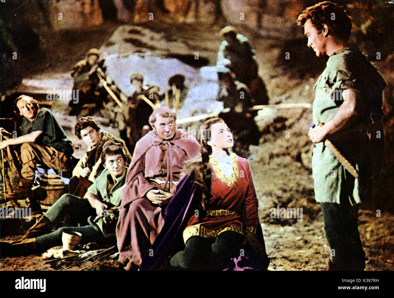 Story of Robin Hood and his Merrie Men, The James Hayter, Joan Rice and Richard Todd     Date: 1952 Stock Photo