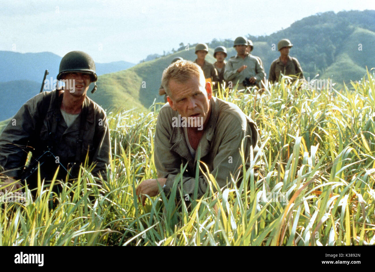 THE THIN RED LINE 20TH CENTURY FOX SEAN PENN, NICK NOLTE THE THIN RED