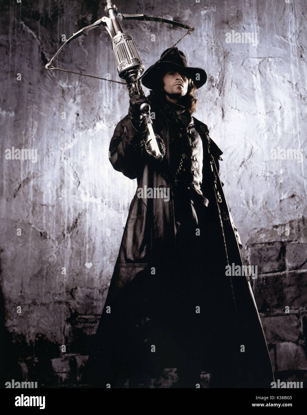 VAN HELSING HUGH JACKMAN A UNIVERSAL FILM Date 2004 Stock Photo Alamy