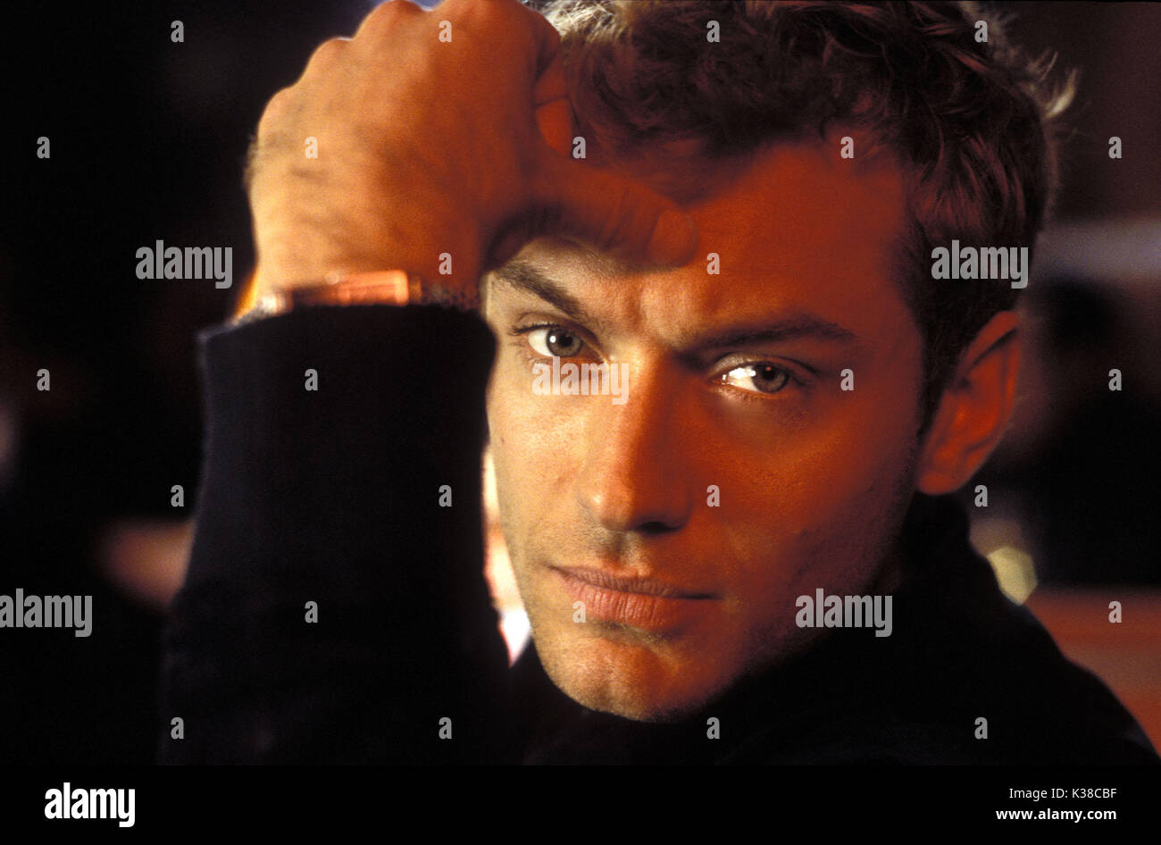 ALFIE PARAMOUNT PICTURES JUDE LAW     Date: 2004 Stock Photo
