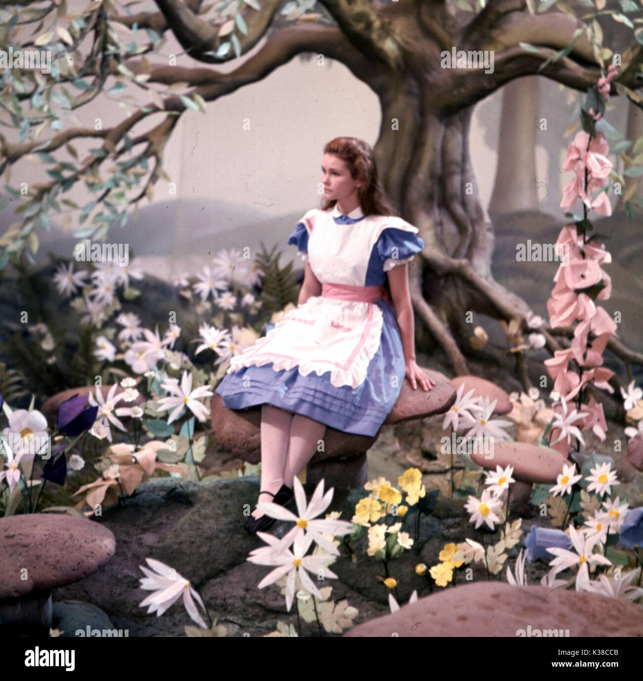 ALICE'S ADVENTURES IN WONDERLAND [BR 1972] FIONA FULLERTON     Date: 1972 Stock Photo