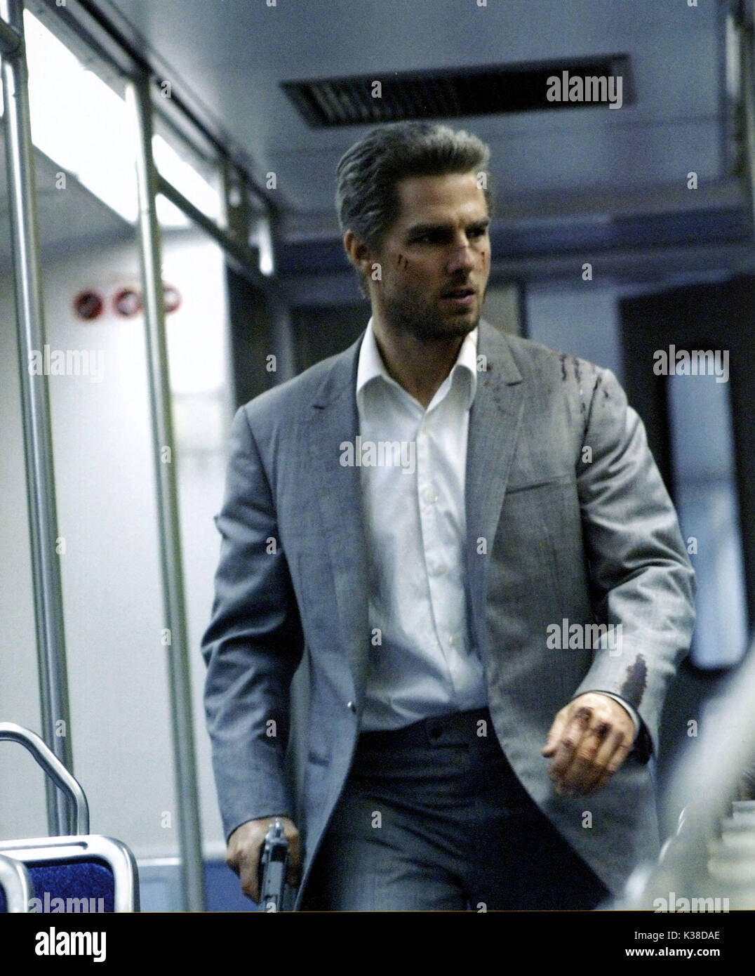 COLLATERAL DREAMWORKS SKG/PARAMOUNT PICTURES TOM CRUISE Piture from the Ronald Grant Archive     Date: 2004 Stock Photo