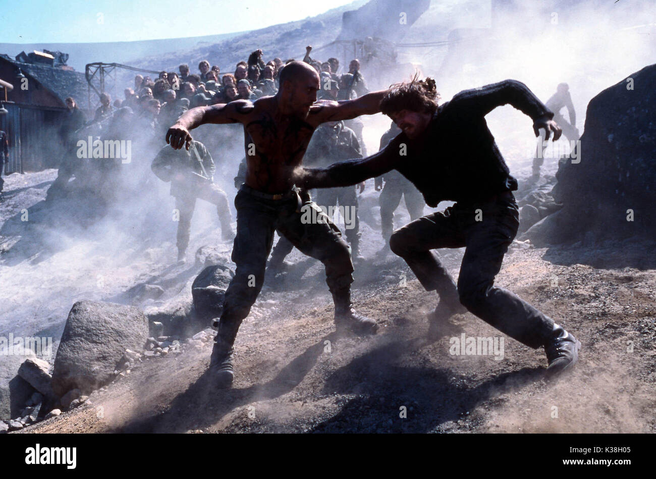 Reign Of Fire Matthew Mcconaughey And Christian Bale Date 2002 Reign Of Fire Matthew Mcconaughey And Christian Bale Date 2002