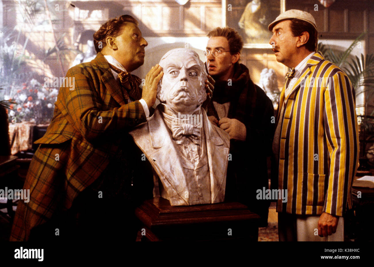 THE WIND IN THE WILLOWS TERRY JONES , STEVE COOGAN [Mole], ERIC IDLE ...