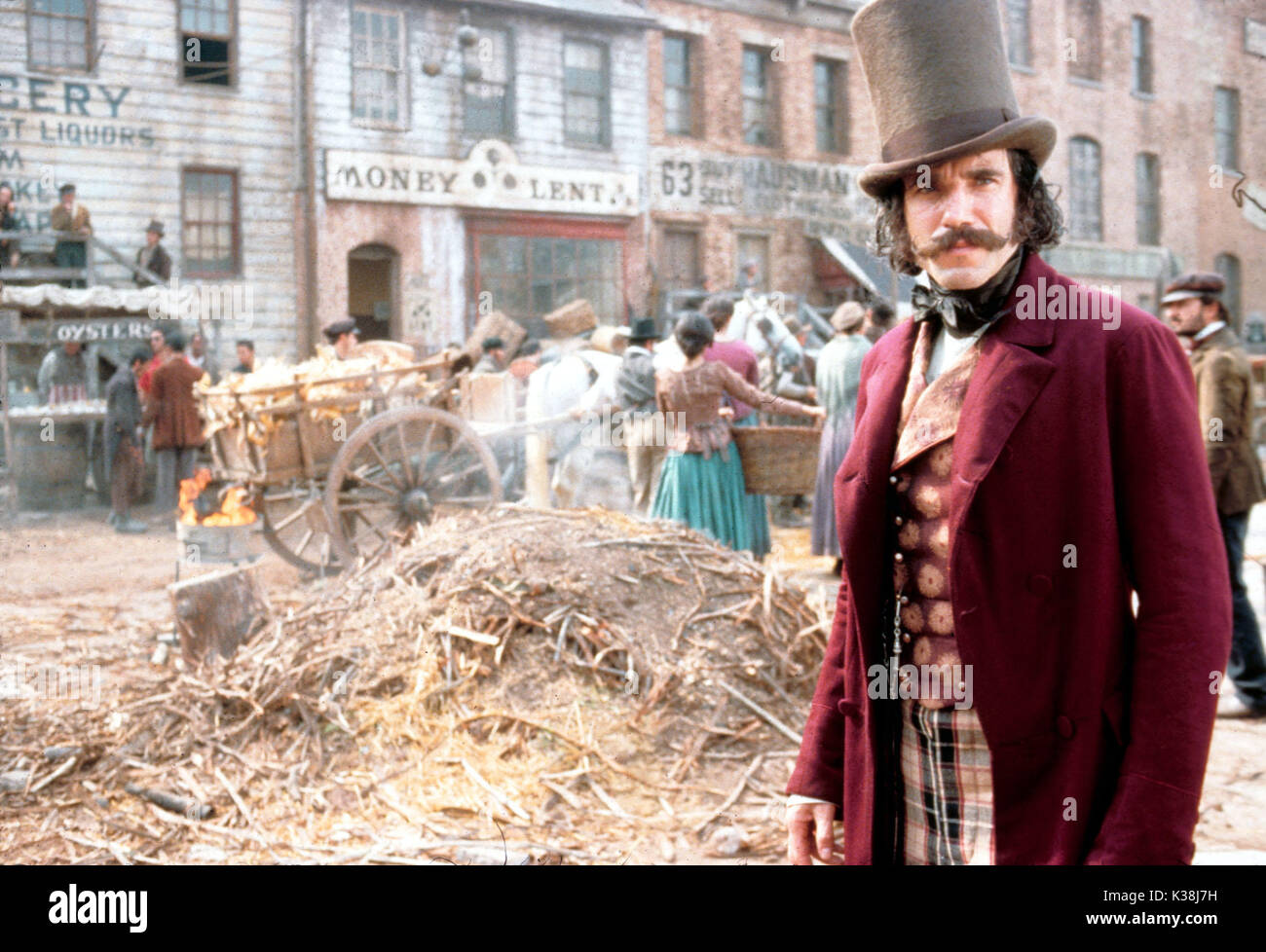 GANGS OF NEW YORK DANIEL DAY-LEWIS     Date: 2002 Stock Photo