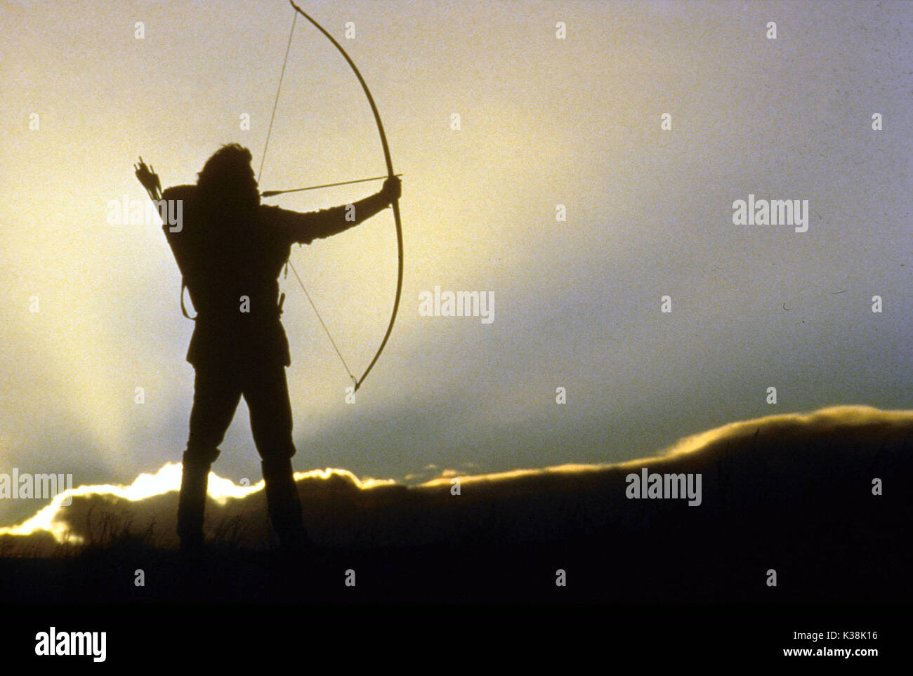 ROBIN HOOD: PRINCE OF THIEVES KEVIN COSTNER     Date: 1991 Stock Photo