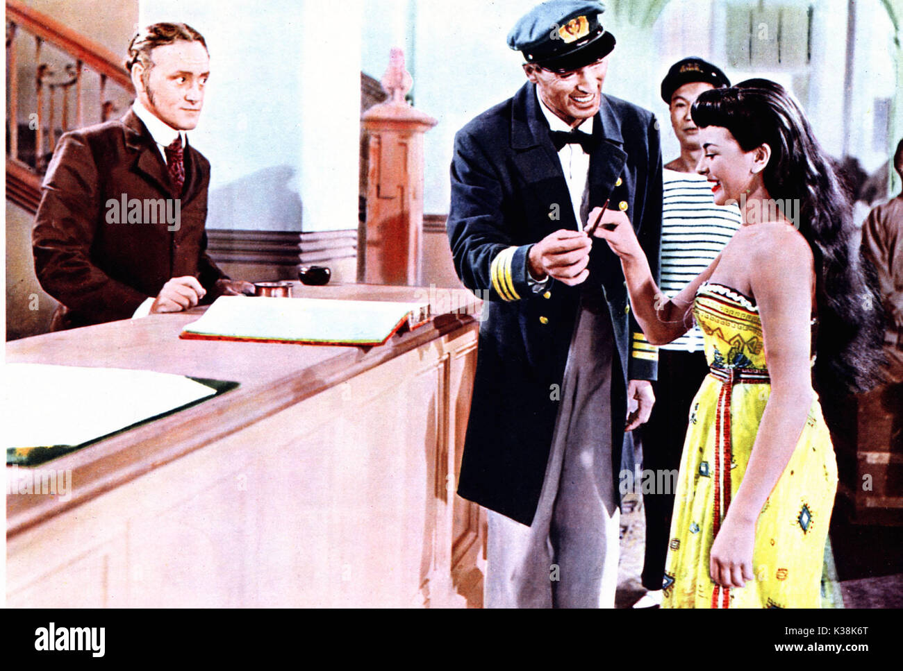 HIS MAJESTY O'KEEFE [US/1954]  BURT LANCASTER AND JOAN RICE     Date: 1954 Stock Photo