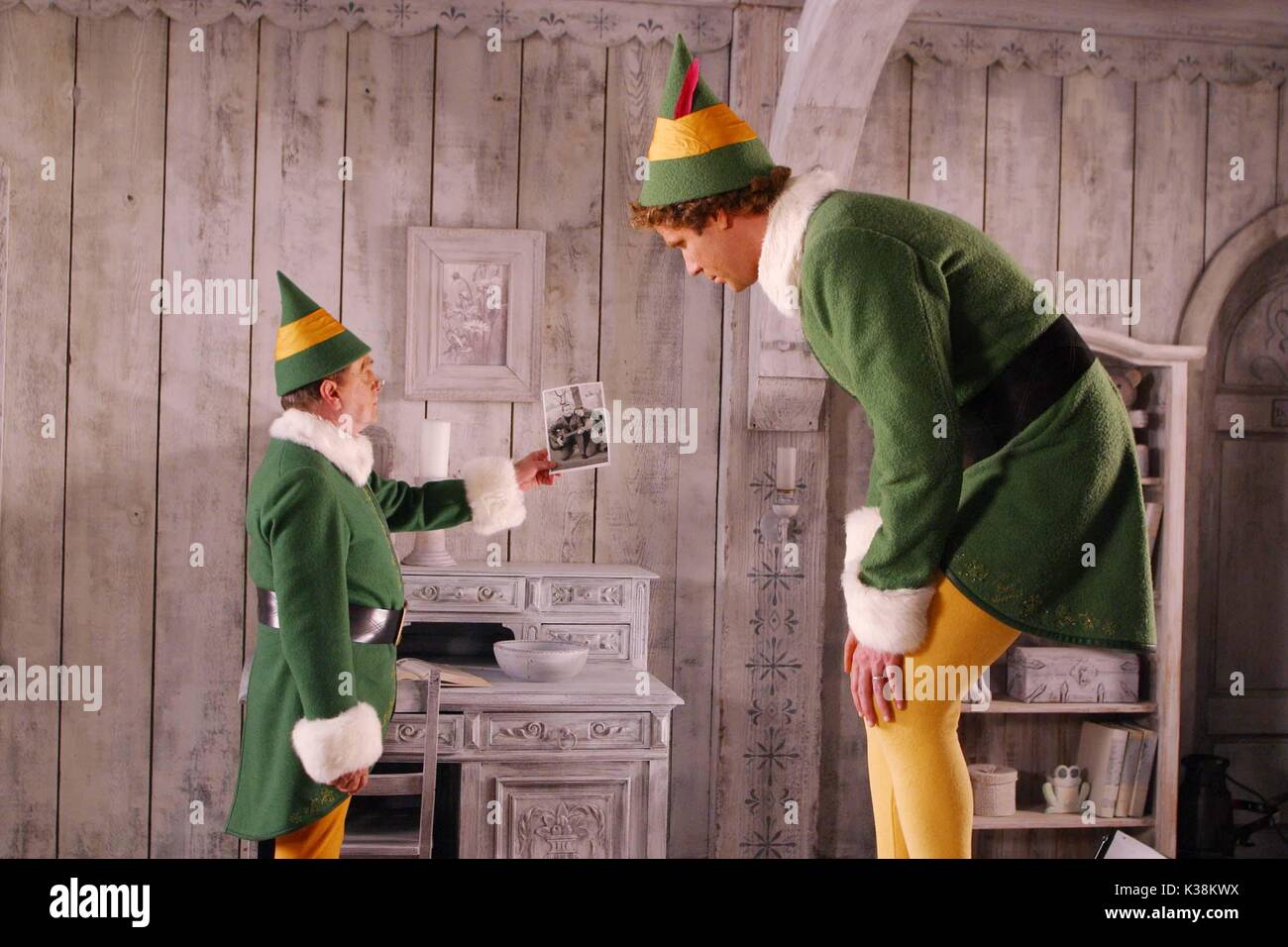 Will Ferrell Elf High Resolution Stock Photography And Images Alamy