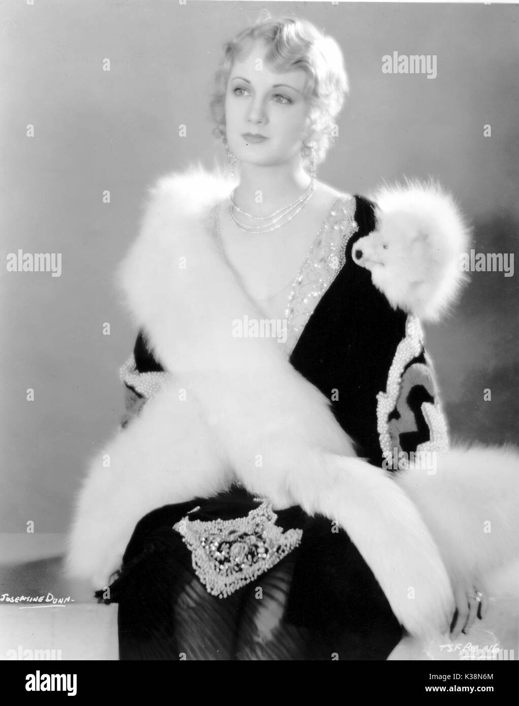 Josephine dunn hires stock photography and images Alamy