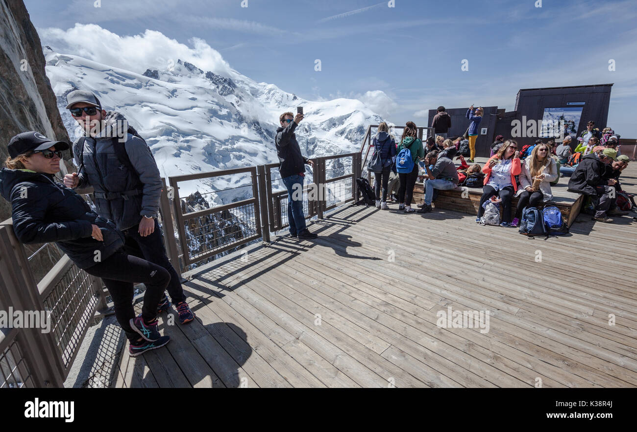 The aiguille du midi skywalk hi-res stock photography and images - Alamy