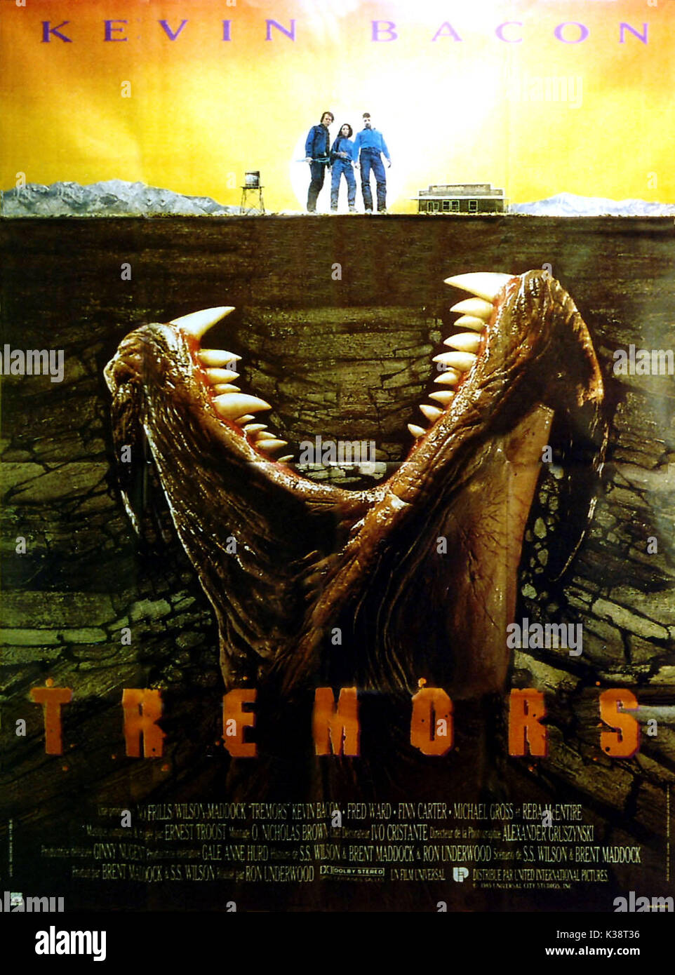 Tremors 1990 hi-res stock photography and images - Alamy