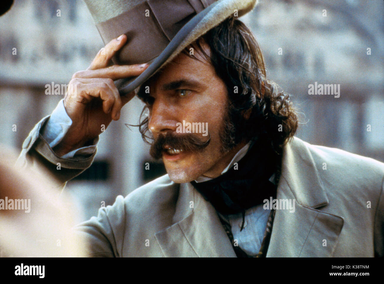 GANGS OF NEW YORK DANIEL DAY-LEWIS     Date: 2000 Stock Photo