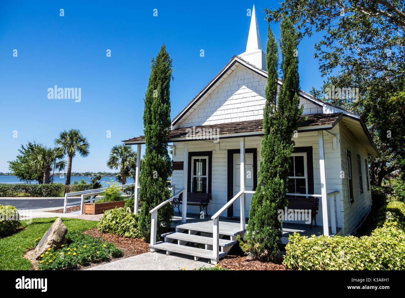Florida Ormond Beach Halifax River Bailey Riverbridge Gardens