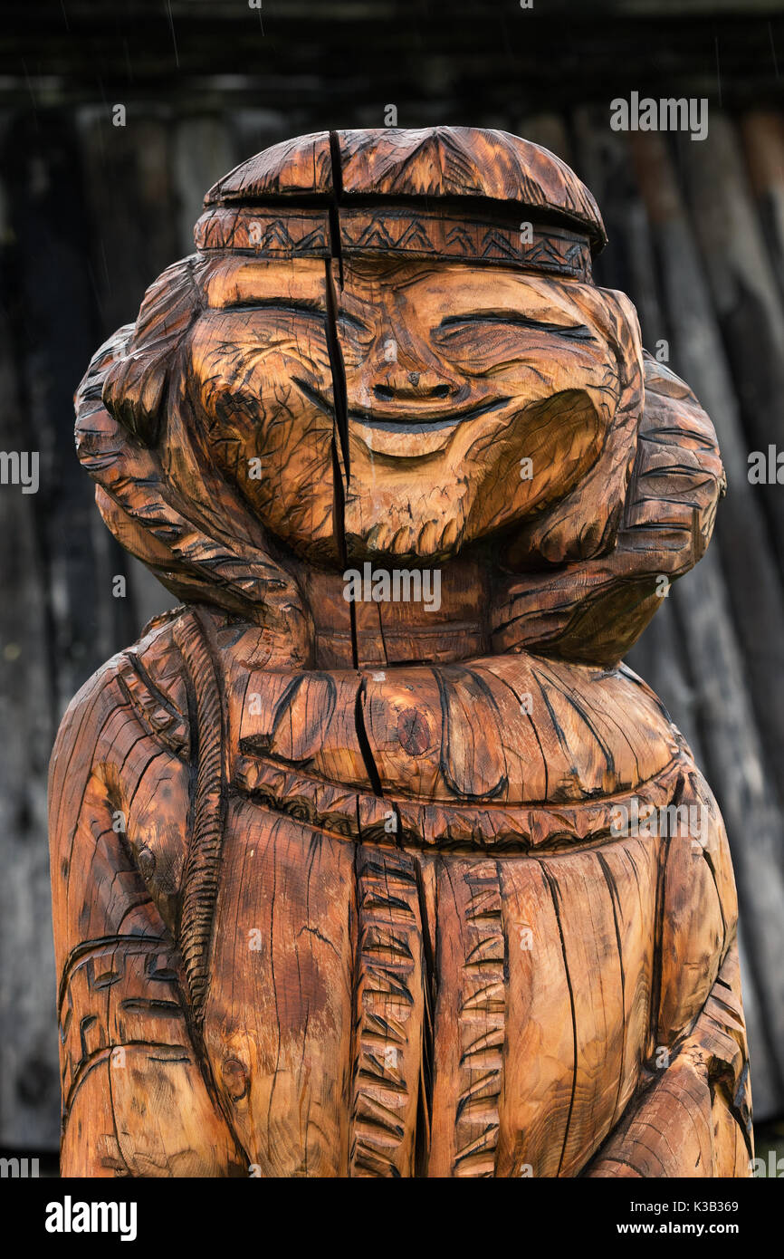 Traditional wood carving - wooden sculpture of young woman Even -  indigenous inhabitant of Kamchatka Peninsula. Bystrinsky Ethnographic  Museum Stock Photo - Alamy