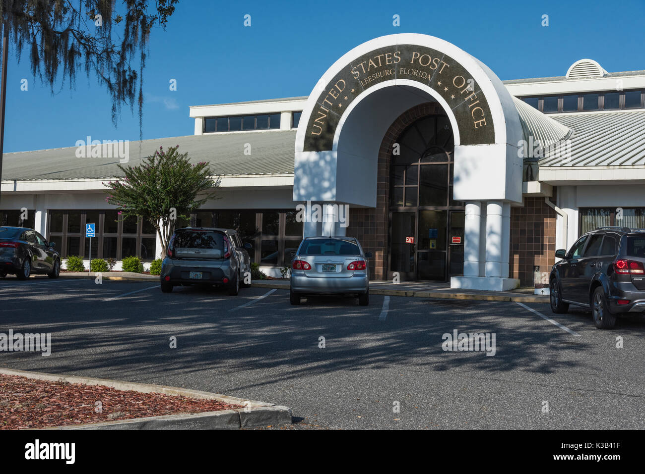 Usps post office hires stock photography and images Alamy