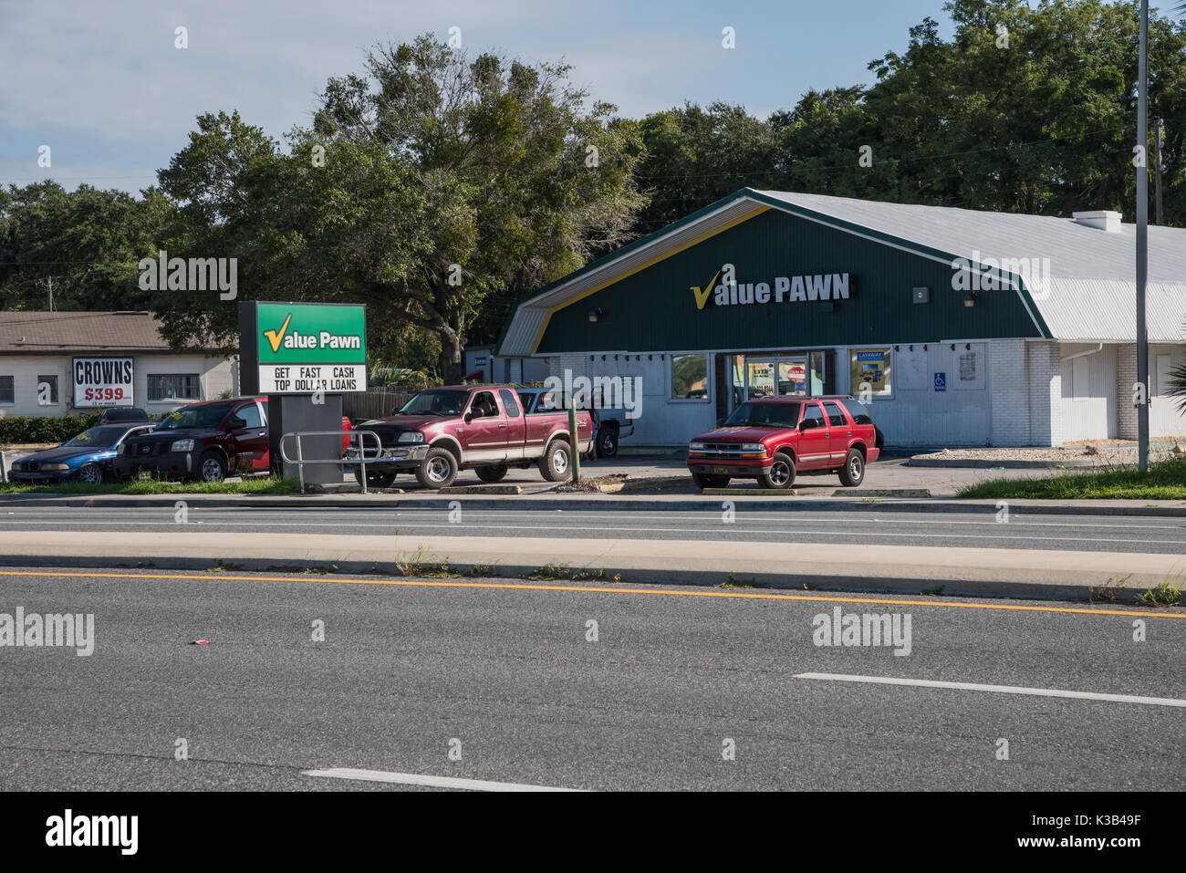 Value Pawn Shop Leesburg, Florida USA Stock Photo