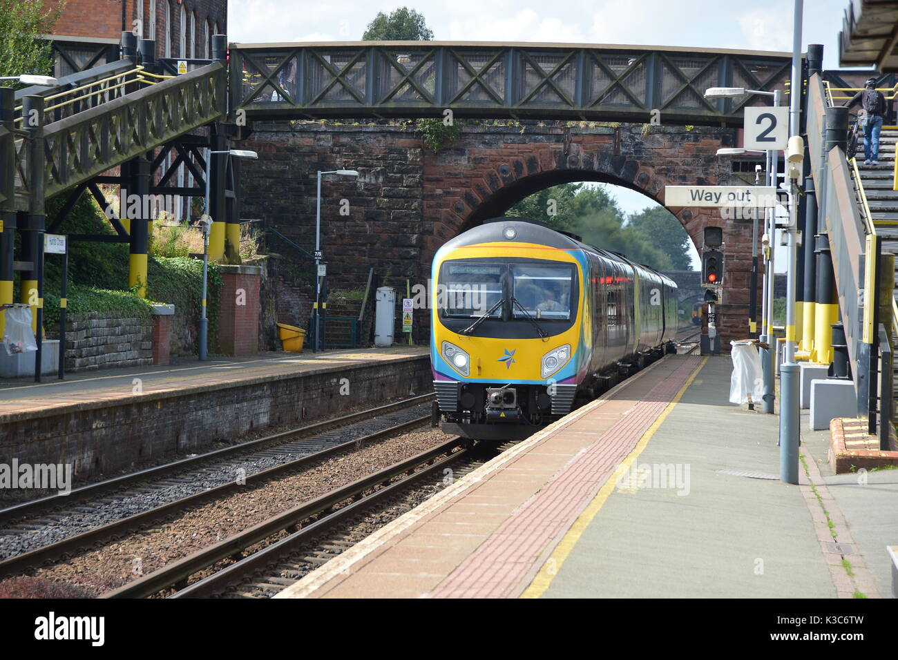 Hunts Cross Merseyrail Stock Photo Alamy