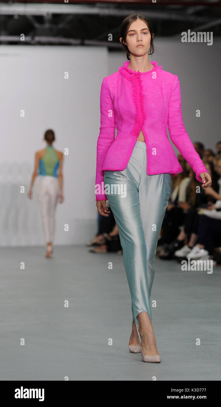 90s london model hi-res stock photography and images - Alamy