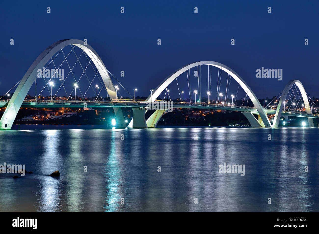 Brazil, Brazil, At night illuminated Präsident-Juscelino Kubitschek Bridge over the Paranoá lake, Stock Photo