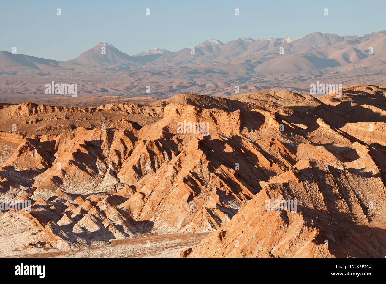 Chile Valle De La Luna Stock Photo Alamy chile-valle-de-la-luna-stock-photo-alamy